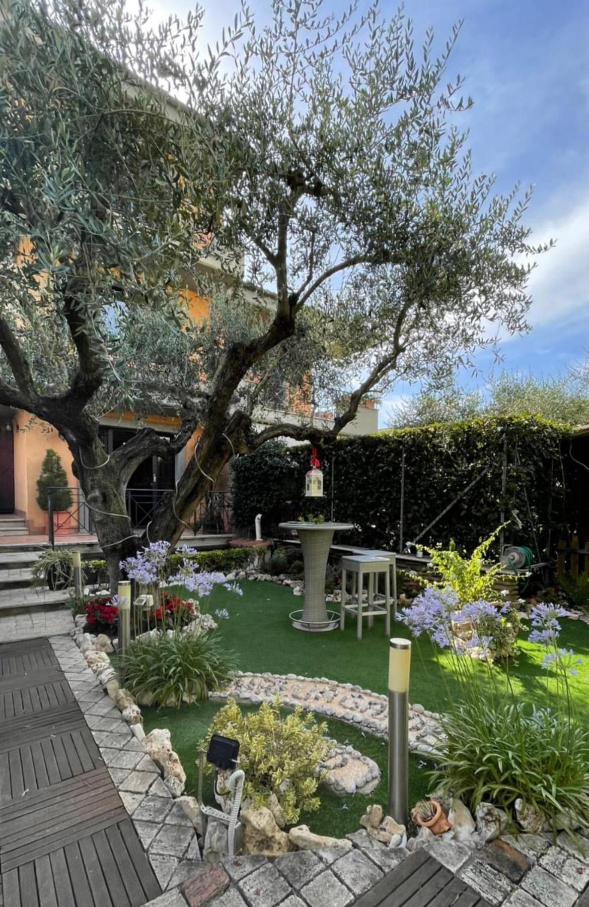 Aurelia Garden Gold B&B 로마 외부 사진